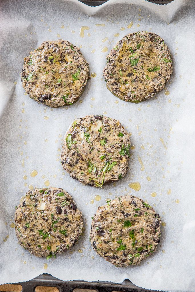 Todelli National Burger Day – Black Beans Burgers