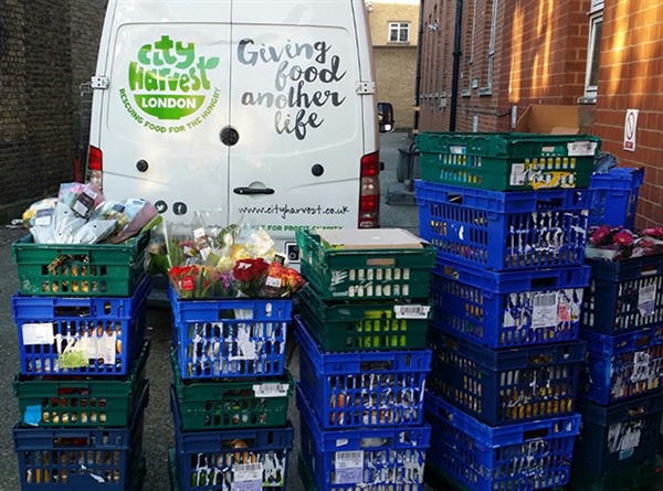 Todelli – Donating surplus food – to the City Harvest London Charity